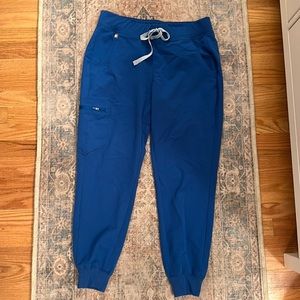 FIGS jogger scrubs women’s M/P